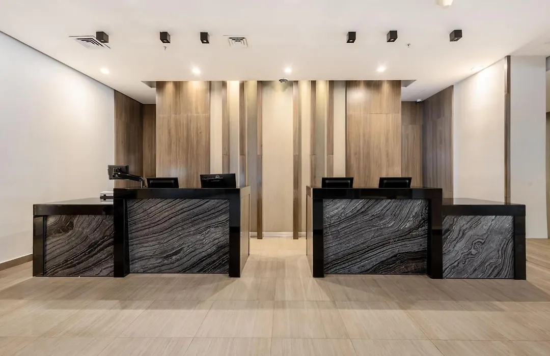 Crowne Plaza Airport By Ihg-1